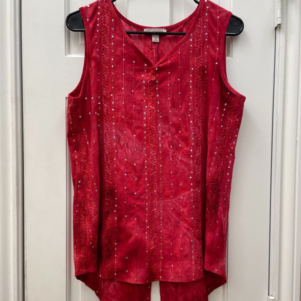 db Established 1962 Blouse